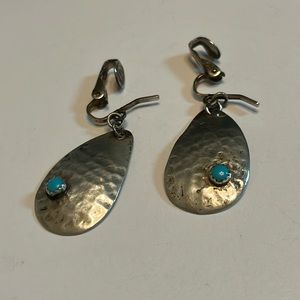 Vintage sterling silver & turquoise tear drop clip on earrings
